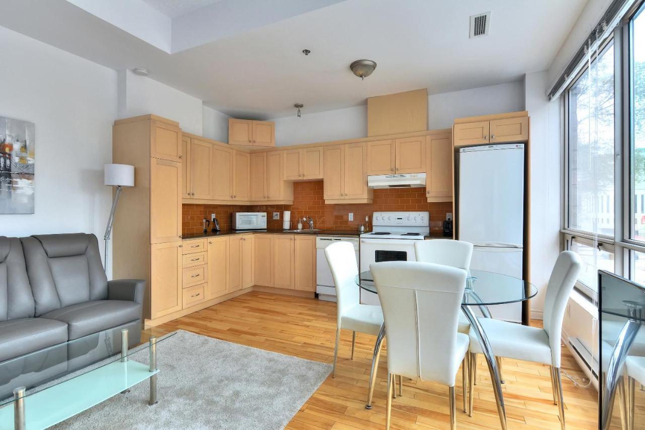 Place-Des-Arts Suites Монреаль Екстер'єр фото